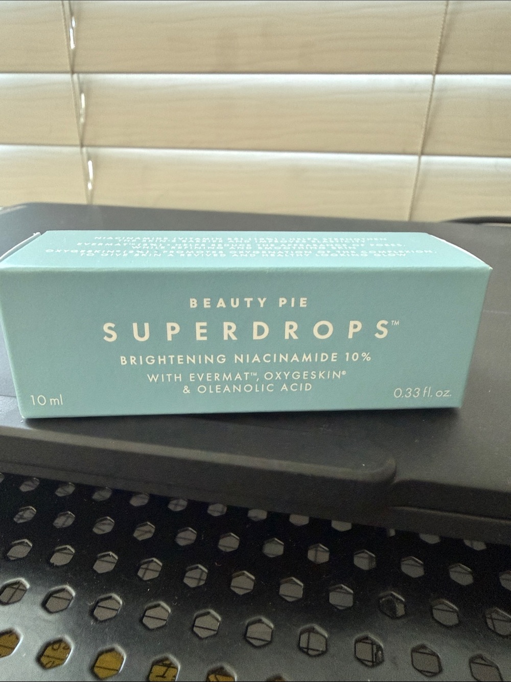 Superdrops Brightening Niacinamide 10% Serum - Teal